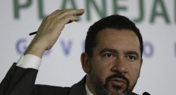 Governo eleva em R$ 44,5 bi total de gastos públicos para o ano que vem